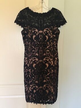 Tadashi Shoji cocktail dress